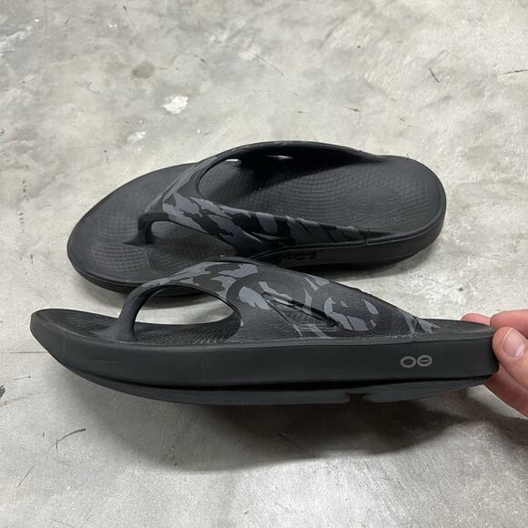 OOFOS Other - Oofos OOlala Camo Print Thong Flip Flop Black Gray US Mens 10 Recovery Womens 12